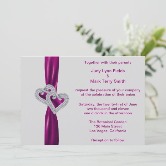 Custom Hearts Sangria Ribbon Wedding Einladung (Stehend Vorderseite)