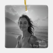 Custom Her Portrait – Simple Photo Gift for Her Keramikornament (Vorderseite)