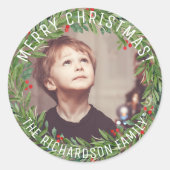 Custom Holly Wreath Family Foto Weihnachten Runder Aufkleber (Vorderseite)