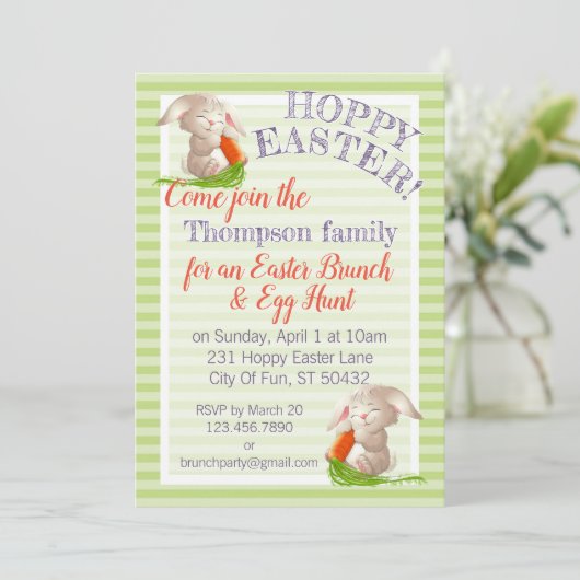 Custom Hoppy Oster Bunny Stripes Kariertes Muster Einladung (Stehend Vorderseite)