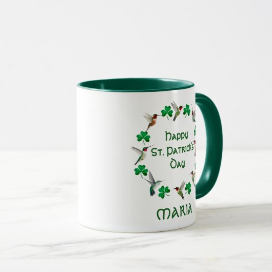 Custom Hummingbirds & Kleeblatts St. Patrick's Day Tasse (VorderseiteRechts)