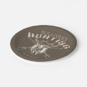 Custom Hunter NAME Deer Trophy Rifjagd Club Pappteller (Schrägansicht)