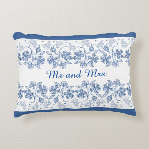 Custom Indigo Blue Floral Border Accent Pillow Zierkissen