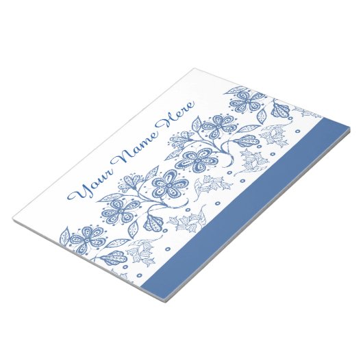 Custom Indigo Blue on White Floral Border NotePad Notizblock (angewinkelt)