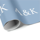 Custom Initials on Dusty Slate Blue Wedding Geschenkpapier (Rolleneckpunkt)