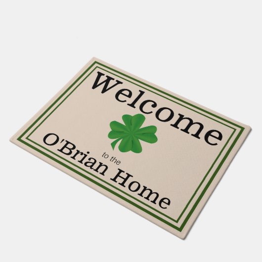 Custom Irish Family Large Willkommen im Kleeblatt Fußmatte (Schrägansicht)