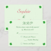 Custom Irish Green Kleeblatt Clover Wedding RSVP Karte (Vorne/Hinten)