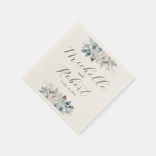 Custom Ivory & Blue Floral Wedding Serviette (Ecke)