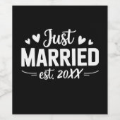 Custom Just Married Est Wedding Party Wife Husband Weinetikett (Einzelnes Label)