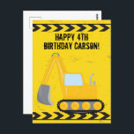 Custom Kids Construction Vehicle Happy Birthday Postkarte<br><div class="desc">Cooler Sonderbagger Happy Geburtstagskarte für ein Kind,  das gelbe Baufahrzeuge in schwarz und gelb Liebe. Fun Fahrzeug Design für einen kleinen Jungen,  der Lieben von Autos und LKWs. Passen Sie den Namen Ihres Kindes unter dem schwarz-gelben Warnband an.</div>