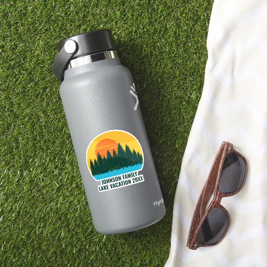 Custom Lake House Family Vacation Bewahren Aufkleber (HydroFlask Insitu)