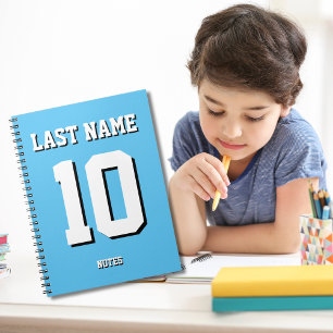 Custom Light Blue Nachname Sports Jersey Nummer Notizblock