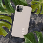 Custom Light Ecru Beige neutrale Creme farbig iPhone 11Pro Max Hülle<br><div class="desc">Moderne helle ecru beige braun neutrale natürliche Farbe monogramm Handy Gehäuse. Mit Raum zum Anpassen mit einem Namen, Monogramm oder Initialen Ihrer Wahl. Schönes, modernes und cooles Cover für den Trend-geschickten und kunstliebenden angesagten Trendsetter, künstlerischer Motif-Liebhaber, der will, ihr Handy vor Staub und Schmutz, Abnutzung und Tränen zu schützen. Dieses...</div>