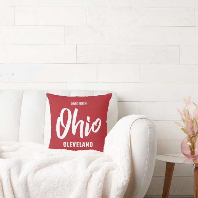 Custom Location, Name & Color Ohio Kissen (Liege)