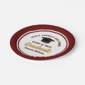 Custom Maroon Gold Graduate 2025 Graduation Party Pappteller (Schrägansicht)