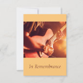Custom Memorial Service Gitarre Player Music Einladung (Vorderseite)