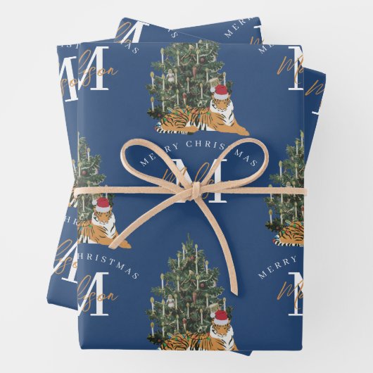 Custom Mercury Christmas Monogram Tiger & Tree Blu Geschenkpapier Set (Beispiel)