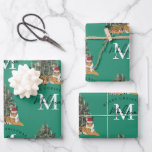 Custom Mercury Christmas Monogram Tiger & Tree Gre Geschenkpapier Set<br><div class="desc">Ein personalisiertes "Frohe Weihnachten" Monogramm-Design mit einem Weihnachtstiger und Weihnachtsbaum. Ein ideales festliches,  individuelles Design für die Ferienzeit. Passen Sie das Monogramm an und machen Sie es zu Ihrem eigenen!</div>