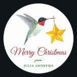 Custom Merry Christmas Hummingbird Runder Aufkleber<br><div class="desc">Individuell gemütlicher Weihnachtsaufkleber mit einem rubingekämmten Kolibri mit Sternschmuck. Fügen Sie einfach Ihren Namen hinzu. Der Stil und die Größe des Schriftartes können Sie ändern,  indem Sie auf "Bearbeiten mit dem Designwerkzeug" klicken.</div>