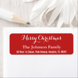 Custom Merry Christmas Red Elegante Rücksendeadres<br><div class="desc">Angepasste,  personalisierte,  festliche rot,  elegante Typografie / Drehbuch,  Frohe Weihnachten / Happy Holidays / Die Grüße der Jahreszeit Rückkehr Adresse Etikett. Geben Sie einfach den Familiennamen / Braut & Bräutigam / Ehefrau & Ehemann Namen,  und Adresse,  um sich anzupassen.</div>