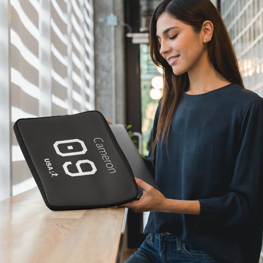 Custom Minimalist American Athlete Monochromatic  Laptopschutzhülle