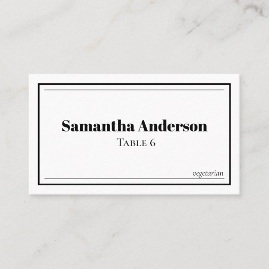 Custom Minimalistisch Black and White Wedding Platzkarte (Vorderseite)
