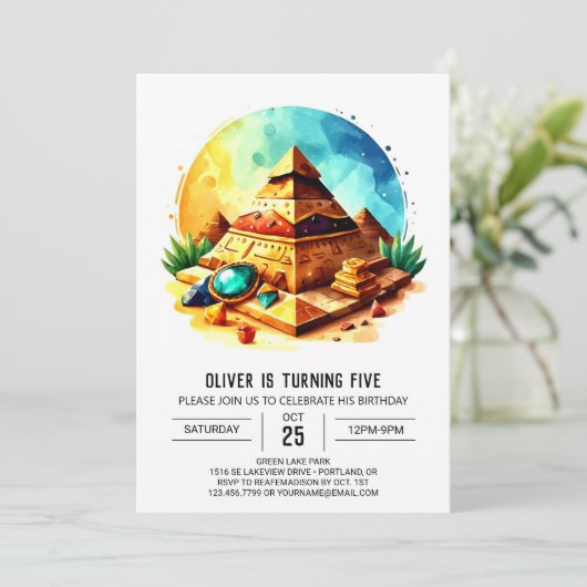 Custom Modern Gold Pyramids Geburtstag Einladung (Stehend Vorderseite)