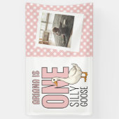 Custom Modern One Albern Goothe First Birthday Par Banner (Vertikal)