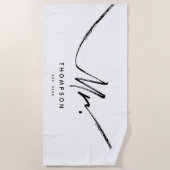 Custom Modern Schwarz-weiß Minimalistisch Strandtuch (Vorderseite)