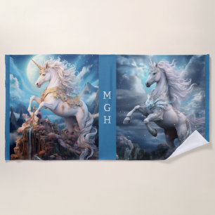 Custom Monogram Beautiful Unicorns Strandtuch