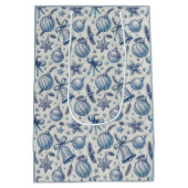 Custom Monogram Blue Toile Weihnachtsschmuck Mittlere Geschenktüte (Rückseite)