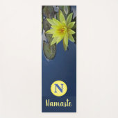 CUSTOM MONOGRAM NAMASTE ZEN YELLOW LOTUS FLORAL YOGAMATTE (Vorderseite)