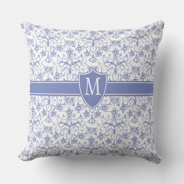 Custom Monogram on Stylish Blue Periwinkle Pattern Kissen (Vorderseite)