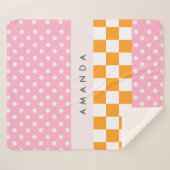 Custom Monogram Pink Orange Polka Dot Karo Sherpadecke (Vorderseite (Horizontal))