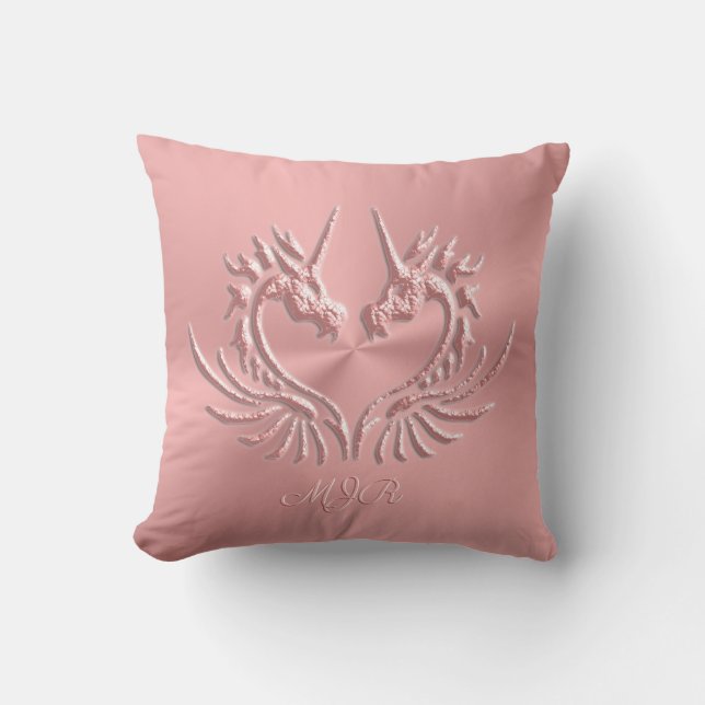 Custom Monogram, Pink Scaly Dragon Heart Kissen (Vorderseite)
