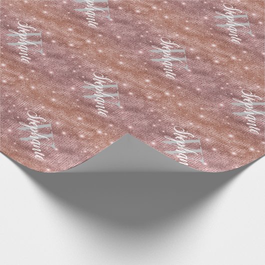 Custom Monogram Rose Gold Glitzer Geschenkpapier (Ecke)