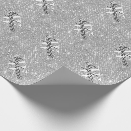 Custom Monogram Silver Glitzer Script Geschenkpapier (Ecke)
