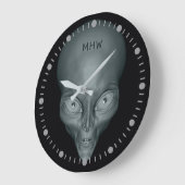 Custom monogram UFO Alien wall clocks Große Wanduhr (Winkel)
