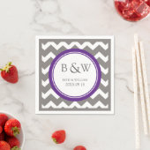 Custom Monogram Wedding Napkin Pum Gray Zickzack Serviette (Beispiel)