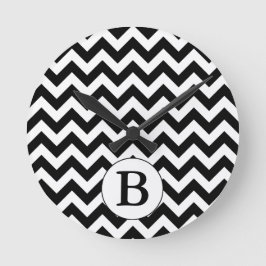 Custom Monogrammed Large Black Chevron Design Runde Wanduhr