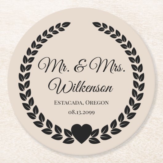 Custom Mr. & Mrs. Bride und Groom neu verheiratet Runder Pappuntersetzer (Vorderseite)