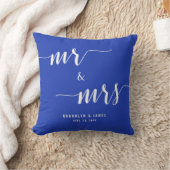 Custom Mr. und Mrs. Royal Blue Wedding Pillows Kissen (Decke)