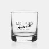 Custom Mr. und Mrs. Wedding Familiengeschenk Whiskyglas (Vorderseite)