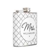 Custom Mrs. Est. Modernes, elegantes Script neu Flachmann (Rechts)