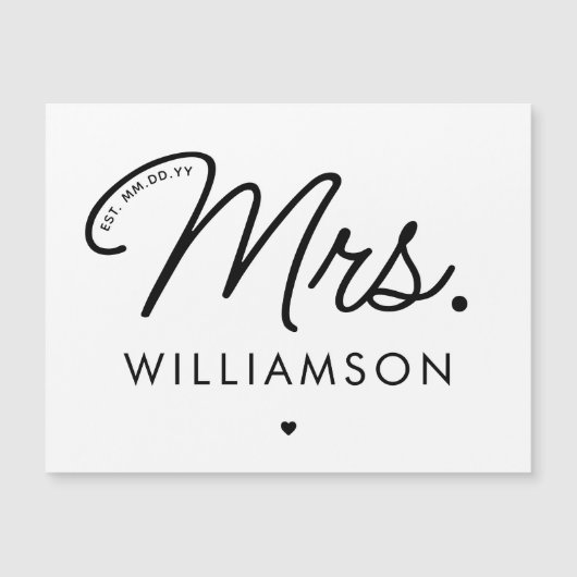 Custom Mrs. Est. Modernes, elegantes Script neu Magneteinladung (Vorderseite)