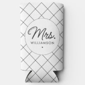 Custom Mrs. Est. Modernes, elegantes Script neu Selters Dosenkühler (Vorderseite)