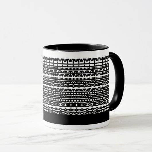 Custom Mug with Hidden Text in Geometric Pattern Tasse (VorderseiteRechts)