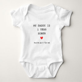 Custom My Daddy ist 1 Jahr nüchtern für mich Schre Baby Strampler