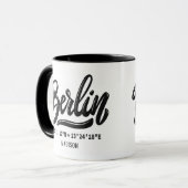Custom Name Berlin Germany Coordinates Tasse (Vorderseite Links)