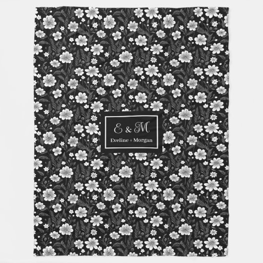 Custom Name Blanket Elegant Wildflower Black White Fleecedecke (Vorderseite)